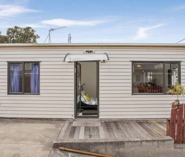 Cosy Unit Mt Wellington - Photo 3