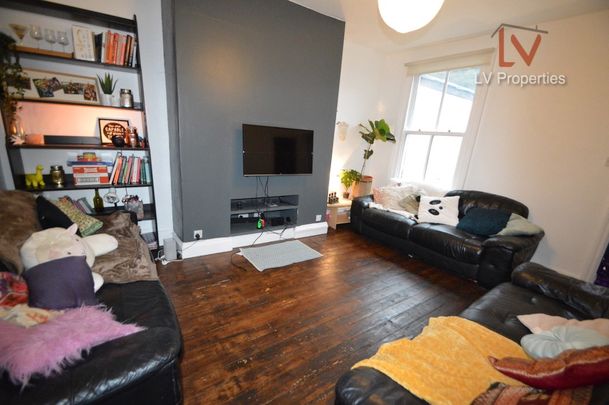 Rochester Terrace - Photo 1