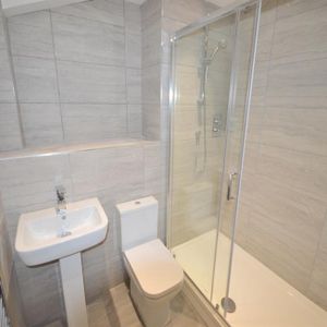 Apartment To Let - Photo 2