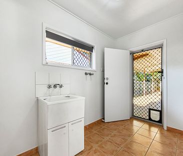 Freshly Renovated Home in the Prime of Maroochydore&excl; - Photo 5