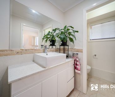 SINGLE LEVEL FAMILY HOME - Photo 4