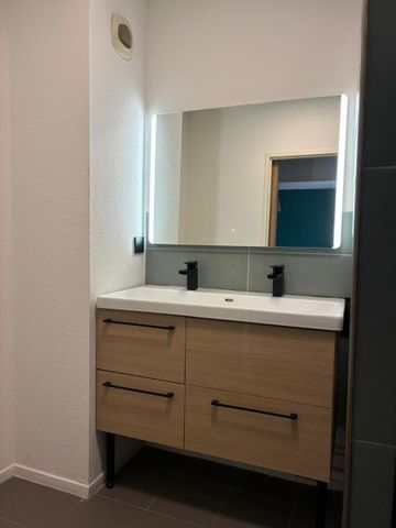 Location Appartement 3 pièces 67m² VALENCE 26000 - Photo 5