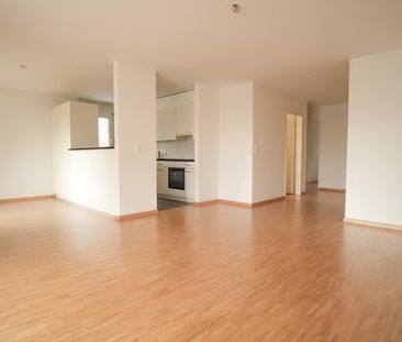 4.5 Zimmer, 94 m², 2. Stock - Photo 1