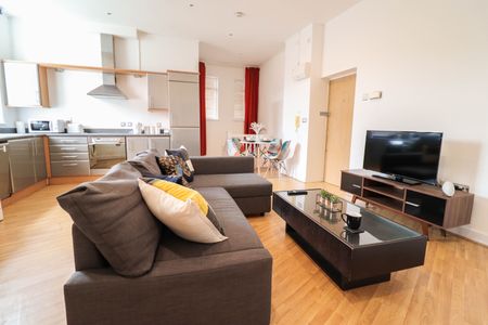 2 Bed Flat, Denmark Road, SE5 - Photo 3