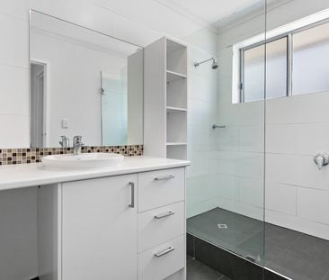 Register To Inspect // Stylish 2-Bedroom Apartment - Photo 2