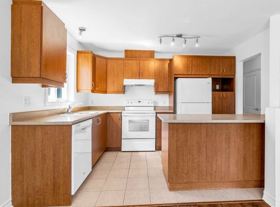 Appartement à louer - Saint-Basile-le-Grand (Montagne) Appartement à louer - Saint-Basile-le-Grand (Montagne) - Photo 1