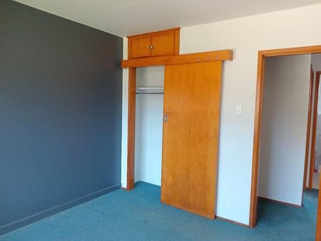 Flat In Riccarton Available - Photo 2