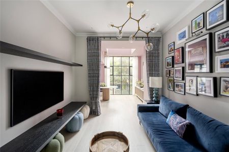 4 bedroom terraced house to rent - Photo 5