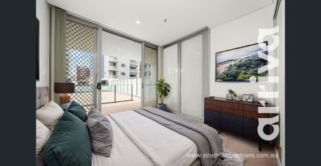 Arriva Strathfield | Huge Luxury 3 Bedroom Apartment - Photo 4