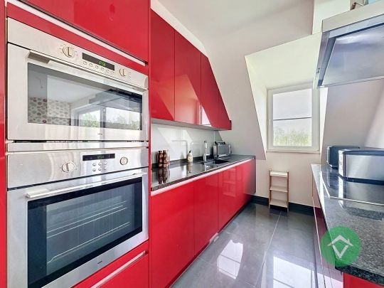 Lichtrijk appartement met garage en prachtig zicht op het park ’t Oosthof te Koekelare - Photo 1