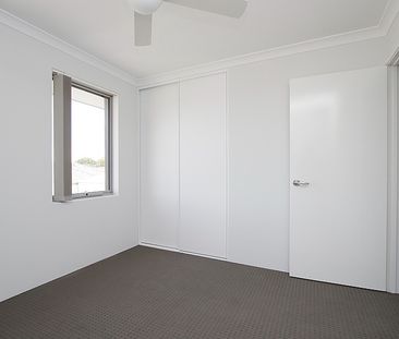 35B Apara Way, Nollamara WA 6061 - Photo 5