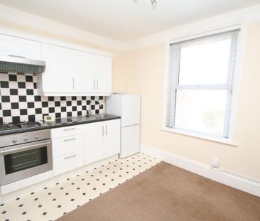 1 bedroom ground floor flat to rent - Photo 5