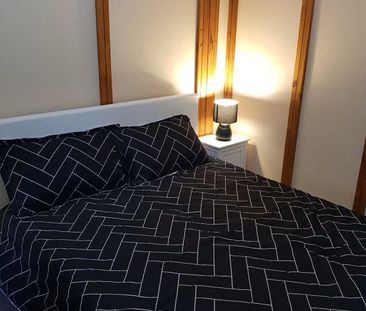 Neat & Tidy Fully Furnished 3-Bedroom Unit - Photo 4