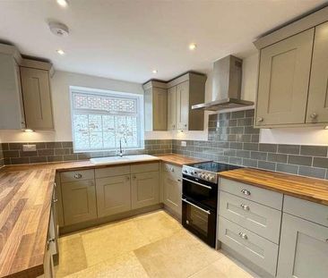 Wimborne, BH21 - Photo 1