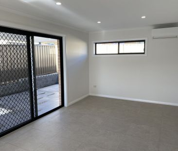 8a Price Street, South Penrith - Photo 1