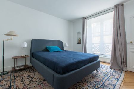 Tout savoir sur cet appartement dans le quartier Saint Thomas d'Aquin, à Paris 7ème - Photo 5
