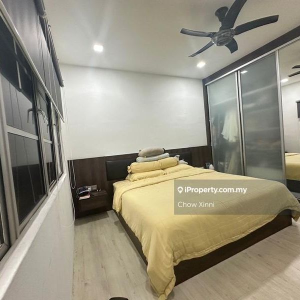 Starville, Usj 19, Subang Jaya - Foto 1