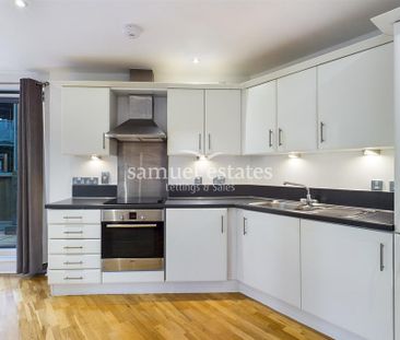 2 bedroom apartment to rent - Photo 4