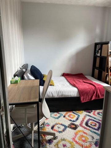 1 bedroom semi-detached house to rent - Photo 2