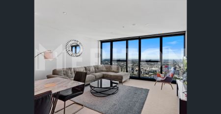 Luxury Living with Iconic Views in Brisbane Skytower- Level 75 - Photo 2