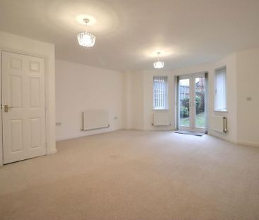 4 bedroom terraced house to rent - Photo 1
