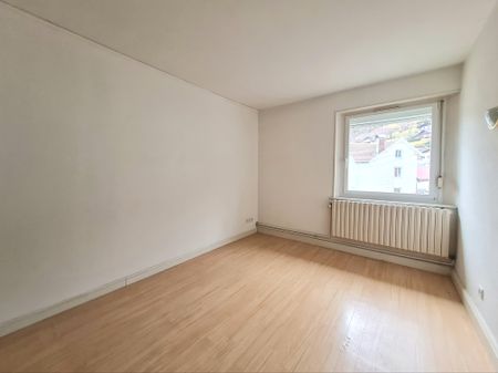 Location Appartement 4 pièces 71m² - Photo 5