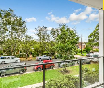 Immaculate Two Bedroom + Study - Close to Amenities. - Photo 5