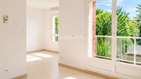 Location Appartement 3 pièces 58m² CAUDEBEC LES ELBEUF 76320 - Photo 3