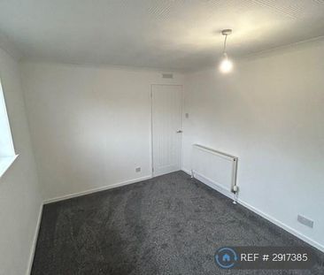 2 bedroom semi-detached house to rent - Photo 4