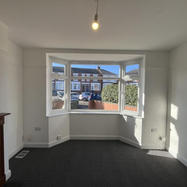 3 bedroom end of terrace house to rent - Photo 1