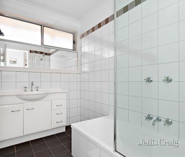 2/51 Saltley Street, South Kingsville - Photo 2