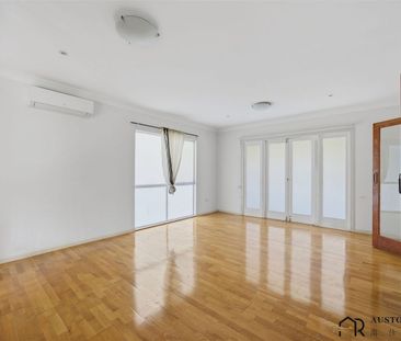 Large backyard 169 Benhiam Street, Calamvale, Qld 4116 - Photo 3