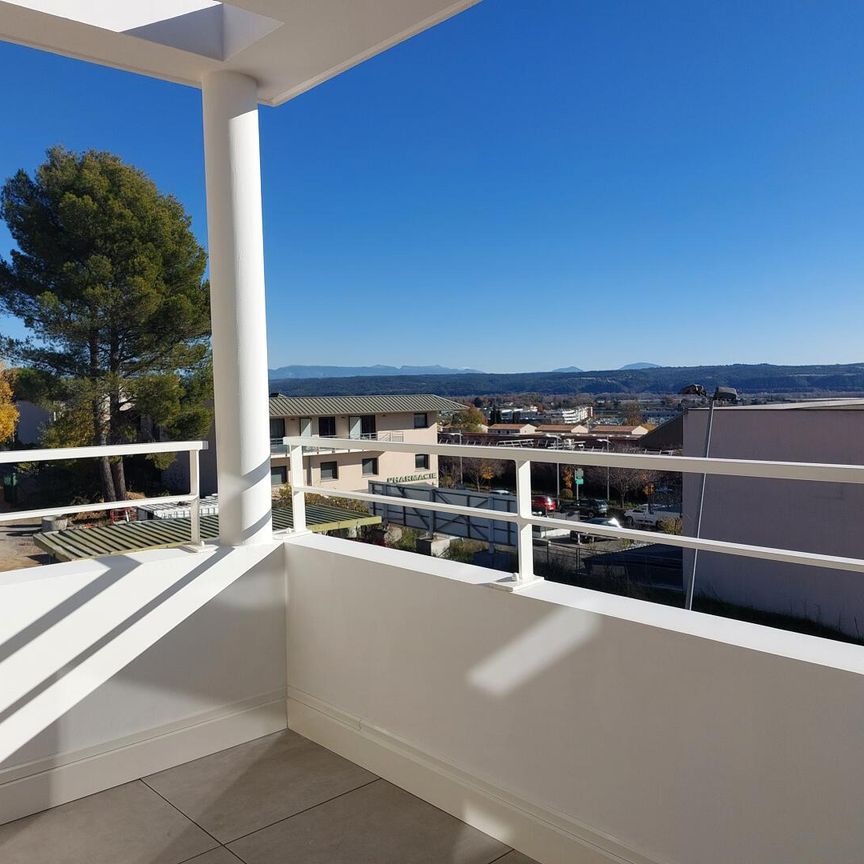 location Appartement T2 DE 38.9m² À MANOSQUE - Photo 1