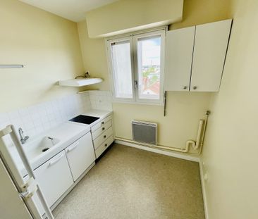 Location Appartement 2 pièces 34m² CHATELLERAULT 86100 - Photo 4