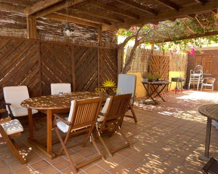 3-BEDROOM SEMI-DETACHED HOUSE - ORIHUELA COSTA - Photo 4