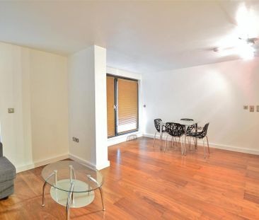 1 bedroom flat to rent - Photo 3