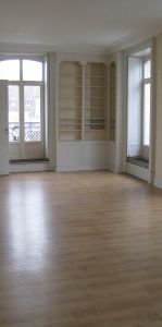 À louer / Appartement F5 et + / BESANCON CENTRE VILLE - BATTANT 2 Place Jouffroy droite - Photo 1
