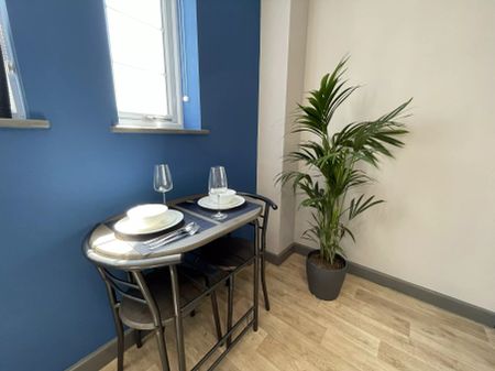 Sapphire Studio - Photo 3