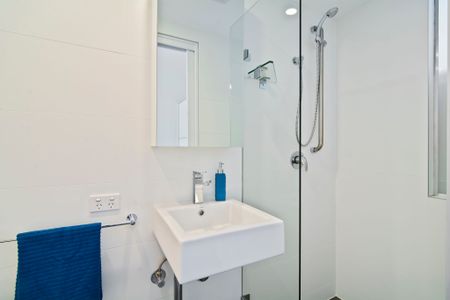 Stylish Studio Apartment in the Heart of Erskineville! - Photo 4