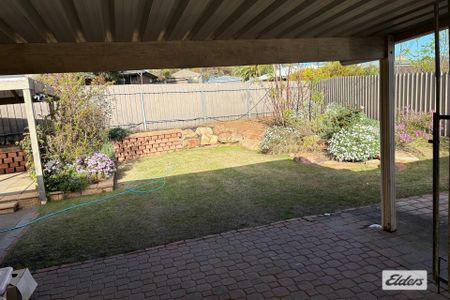2 Lundie Crescent - Photo 5