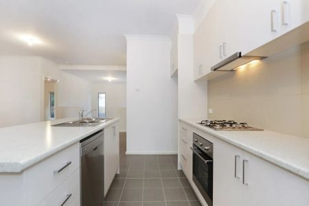 Style and Sophistication - Photo 5