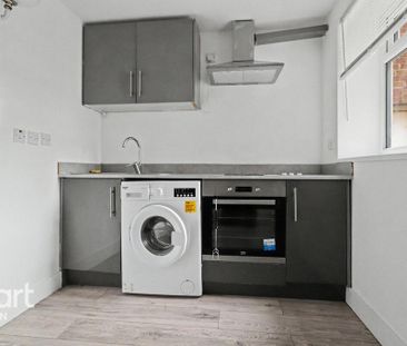 Studio to rent - Photo 2
