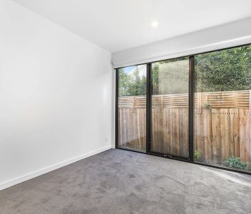 BRAND NEW - EASY LIVING, LOW MAINTENANCE & OFERING LUXURY & SOPHIST... - Photo 1