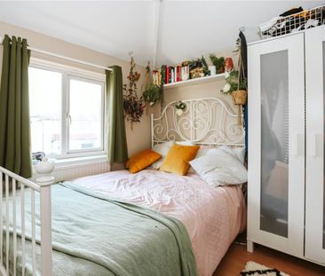 Queens Road, - Photo 5