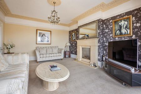 4 bedroom property to rent - Photo 4