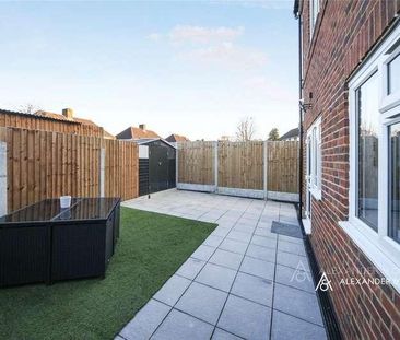 Benning Avenue, Dunstable, Bedfordshire, LU6 - Photo 6