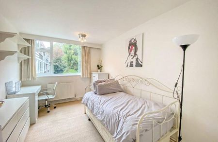 3 bedroom apartment to rent - Photo 4