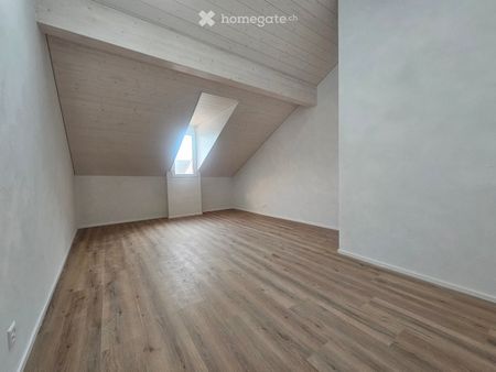 Maison contigüe entièrement rénovée Bougy-Villars - Photo 3