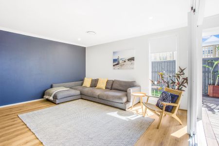 Fully Furnished Coastal Dream in Award Winning Estate! 7 Month Lease Available!! - Photo 3