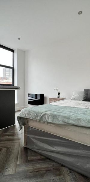 1 bedroom in a flat share to rent - Photo 1